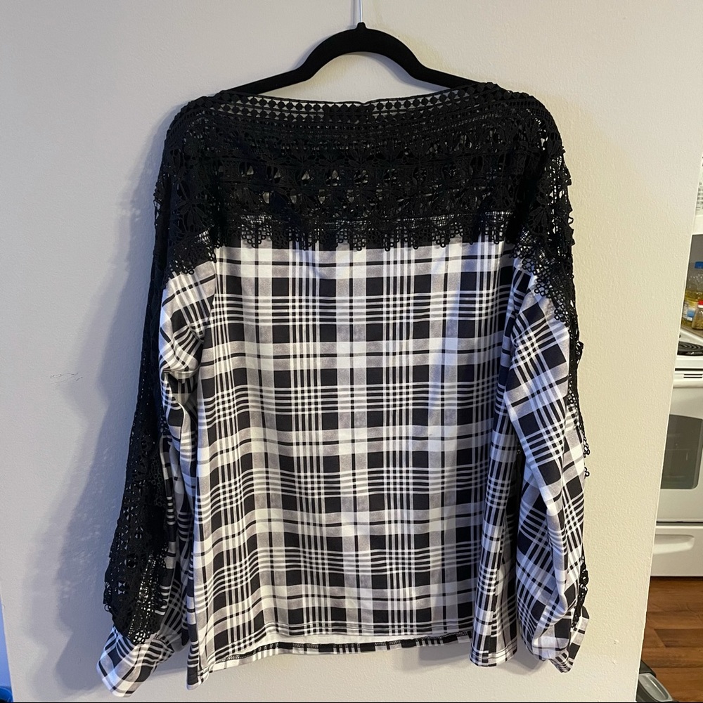 Top - Picture 2 of 3